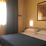 Hotel Ping Pong