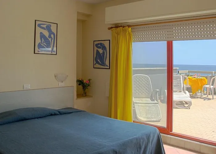 מלון Ping Pong 3*