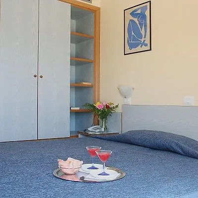 מלון Ping Pong 3*